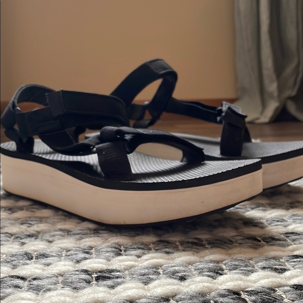 Women's Black Platform Sandals